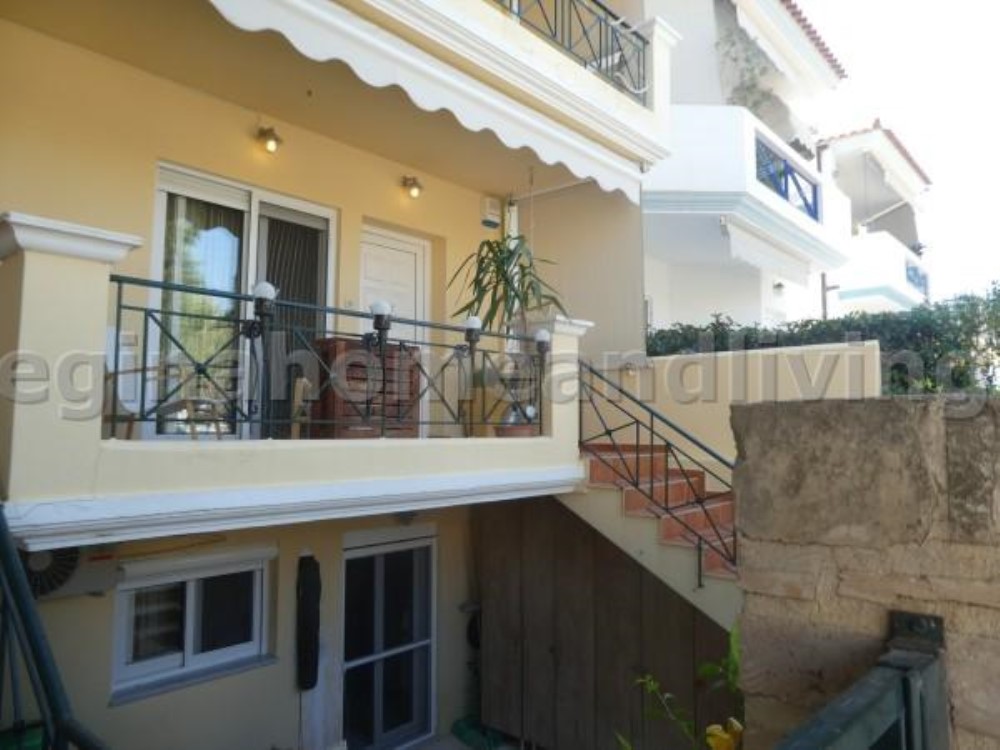 Semi detached maisonette in Perdika - Property Aegina
